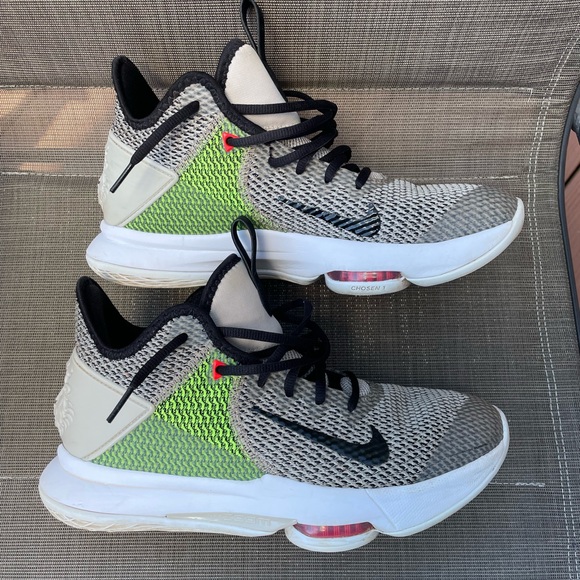 Nike Other - Nike Lebron Witness IV Men's Basketball Shoes